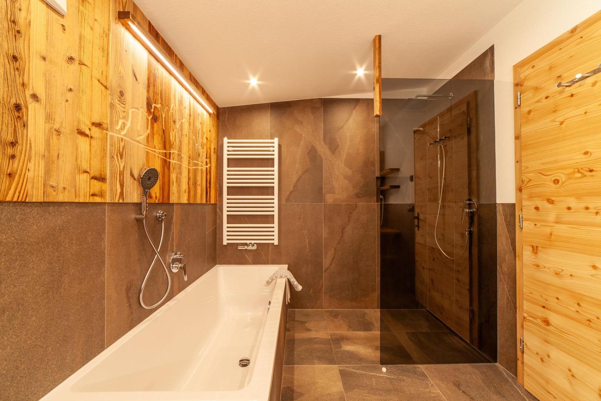 Huberhof Apartment วิลลานโดร ภายนอก รูปภาพ